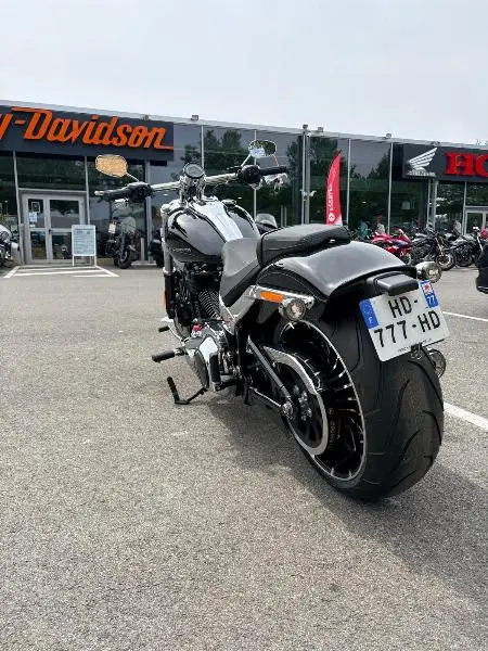 SOFTAIL BREAKOUT 1690