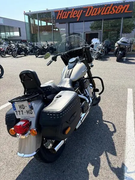 SOFTAIL HERITAGE 1868