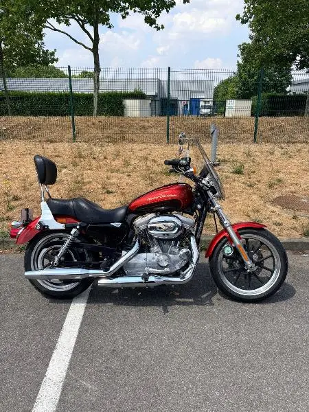 SPORTSTER 883