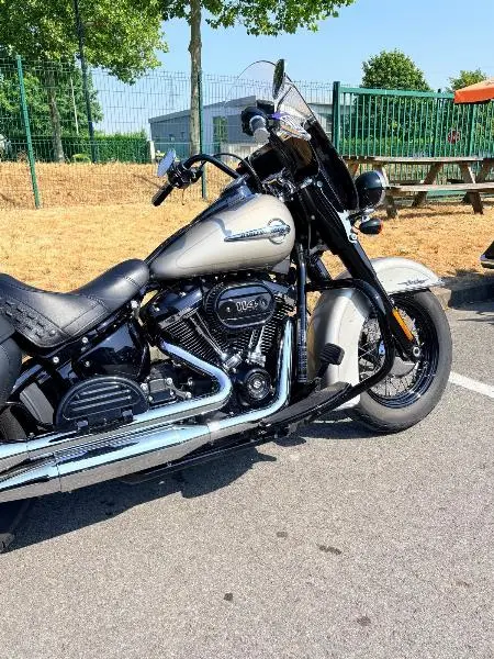 SOFTAIL HERITAGE 1868 CLASSIC