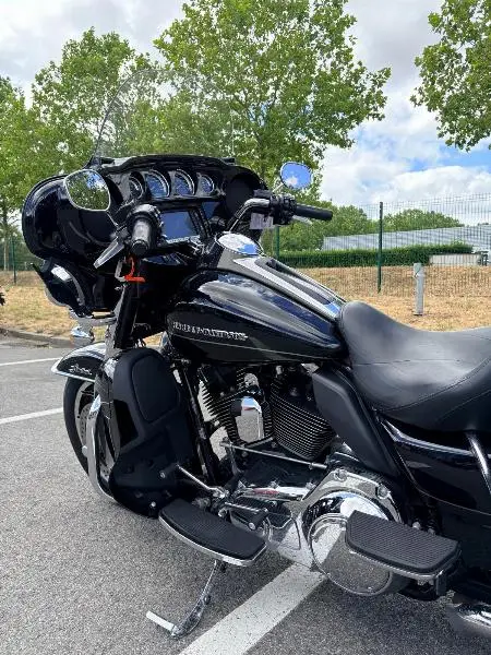 TOURING ELECTRA 1690 ULTRA LIMITED