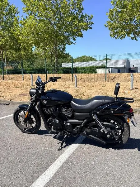 STREET 750