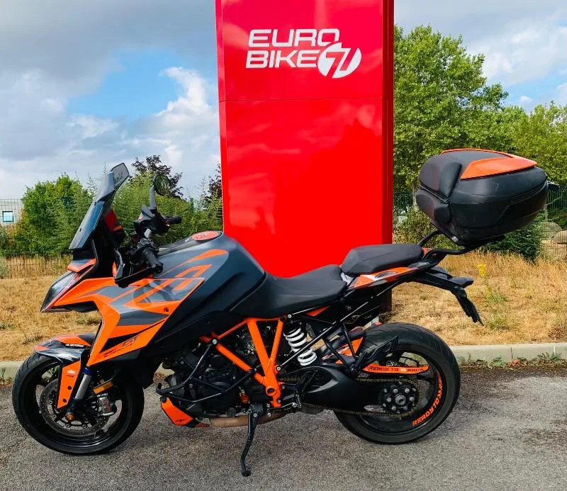1290 SUPER DUKE GT