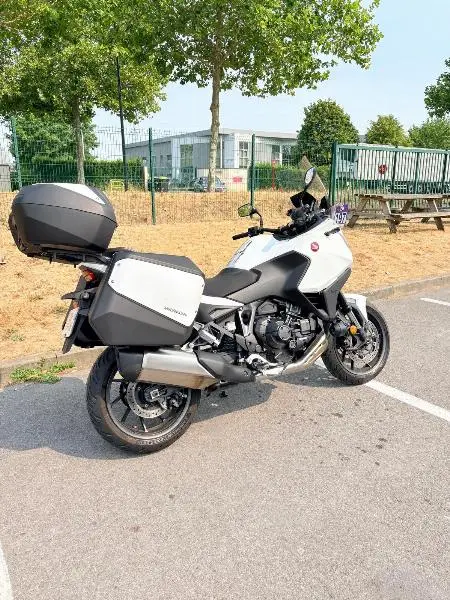 NT 1100