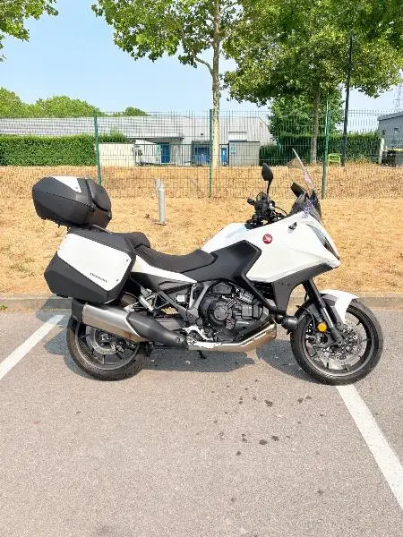 NT 1100