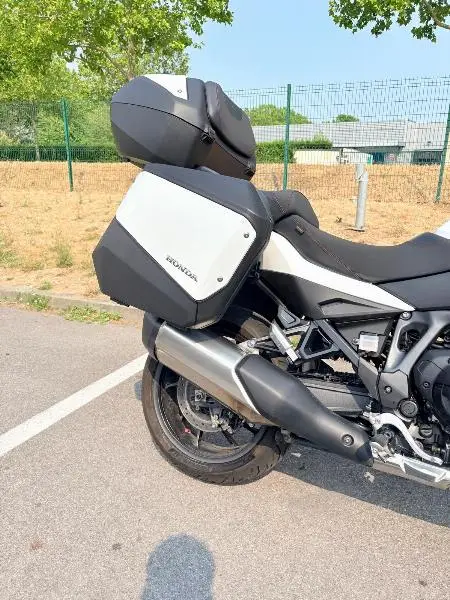 NT 1100