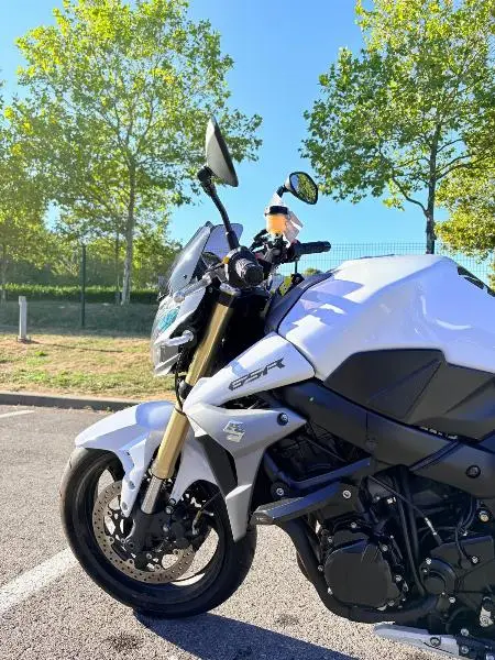 GSR 750 ABS