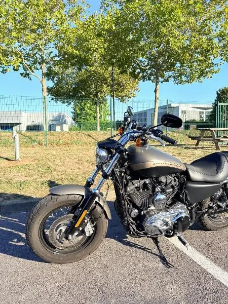 SPORTSTER CUSTOM 1200
