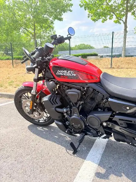 SPORTSTER NIGHTSTER 975