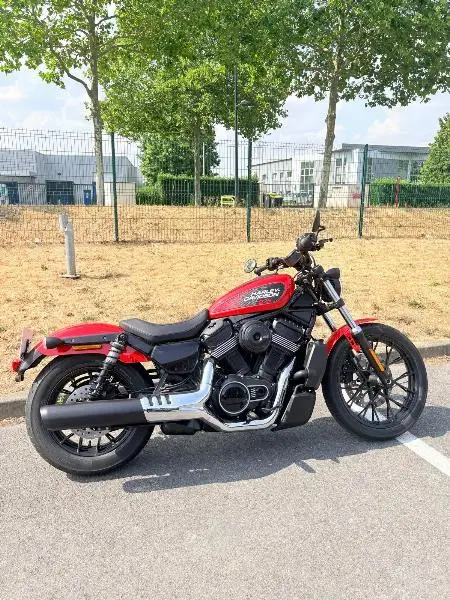 SPORTSTER NIGHTSTER 975