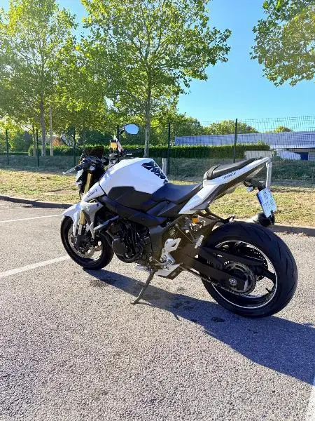 GSR 750 ABS