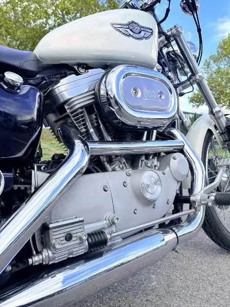 SPORTSTER CUSTOM 883