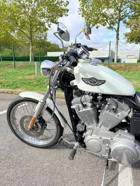 SPORTSTER CUSTOM 883