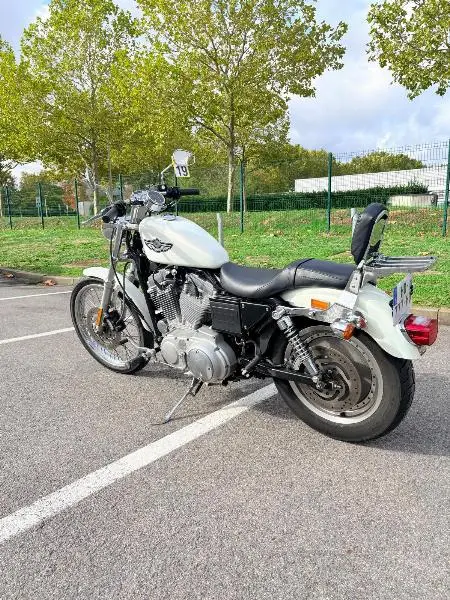 SPORTSTER CUSTOM 883