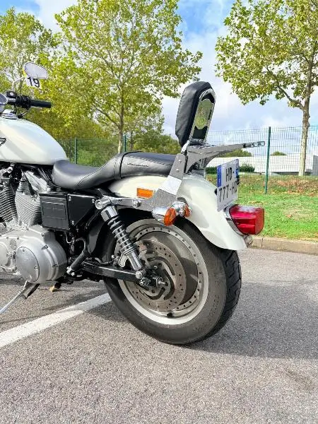 SPORTSTER CUSTOM 883