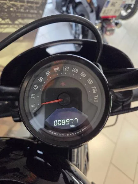 SPORTSTER NIGHTSTER 975