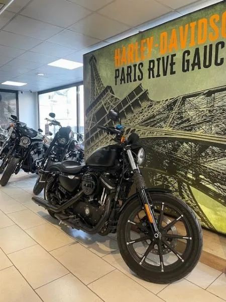 SPORTSTER IRON 883