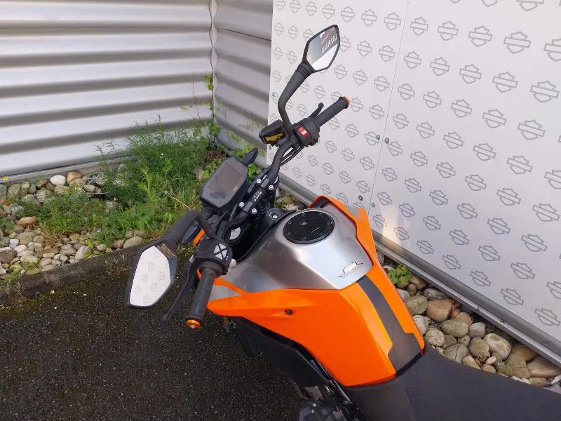 790 DUKE ABS