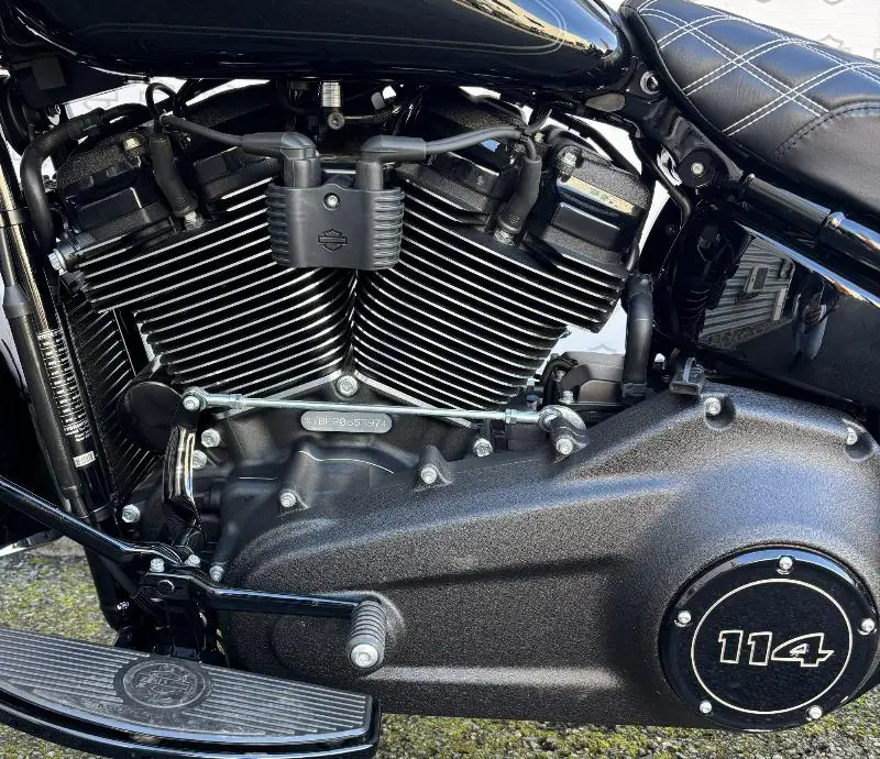 SOFTAIL HERITAGE 1868 CLASSIC