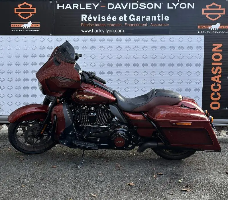 TOURING STREET GLIDE 1868 SPECIAL