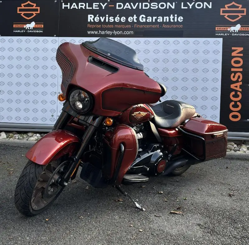 TOURING STREET GLIDE 1868 SPECIAL