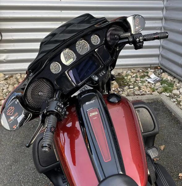 TOURING STREET GLIDE 1868 SPECIAL