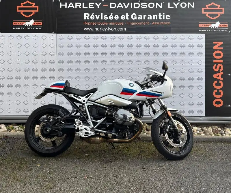 R NineT RACER