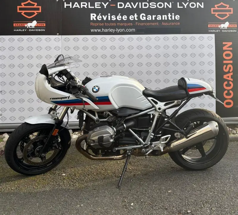 R NineT RACER