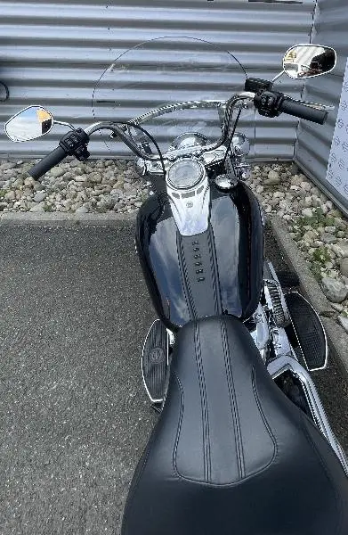 SOFTAIL HERITAGE 1868 CLASSIC