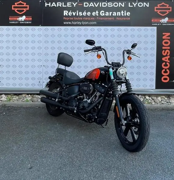 SOFTAIL STREET BOB 1868