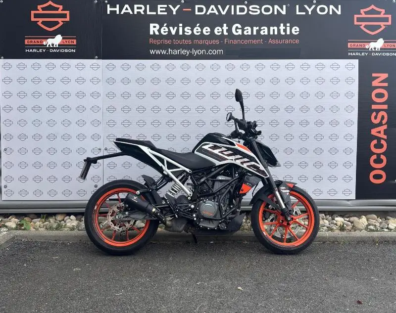 390 DUKE ABS