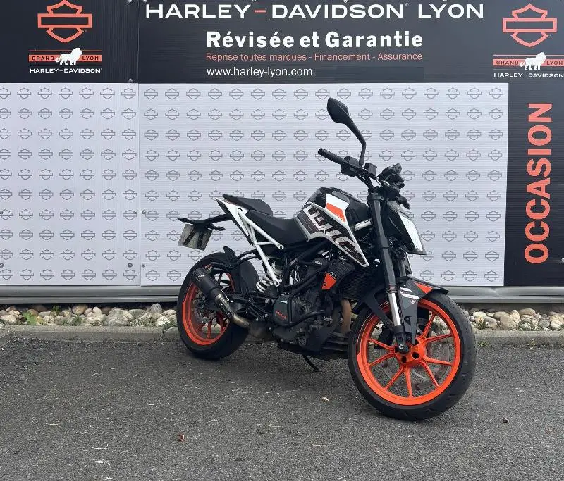 390 DUKE ABS