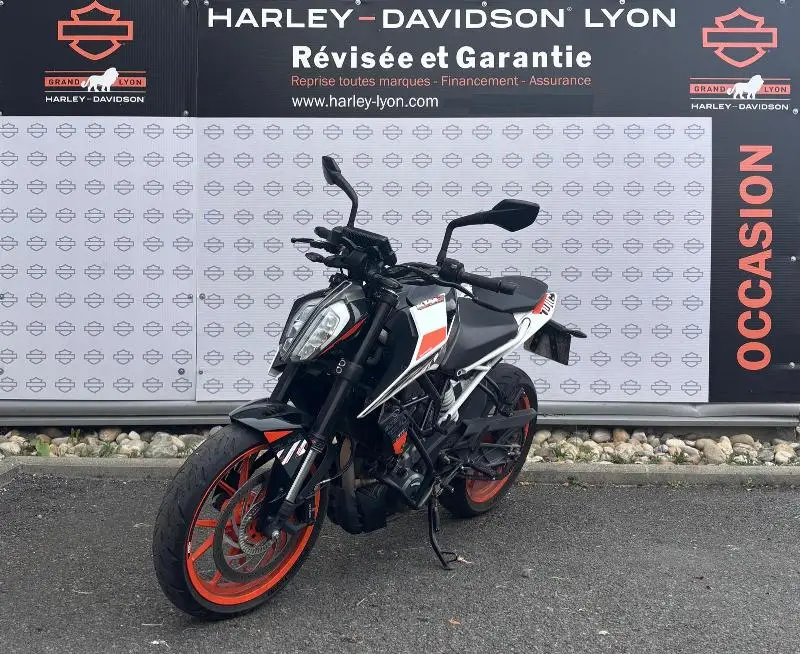 390 DUKE ABS
