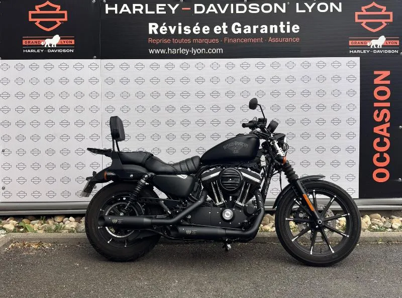 SPORTSTER IRON 883