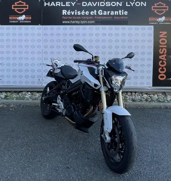 F 800 R