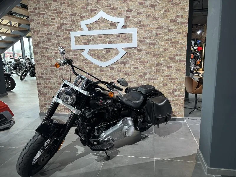 SOFTAIL SLIM 1745