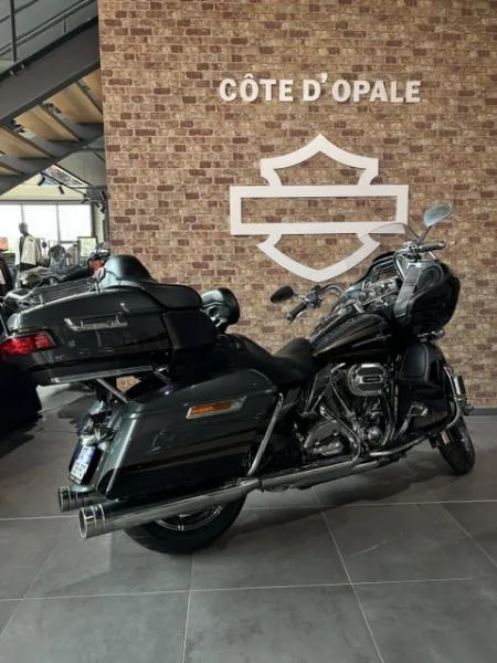 TOURING ROAD GLIDE 1800 ULTRA CVO