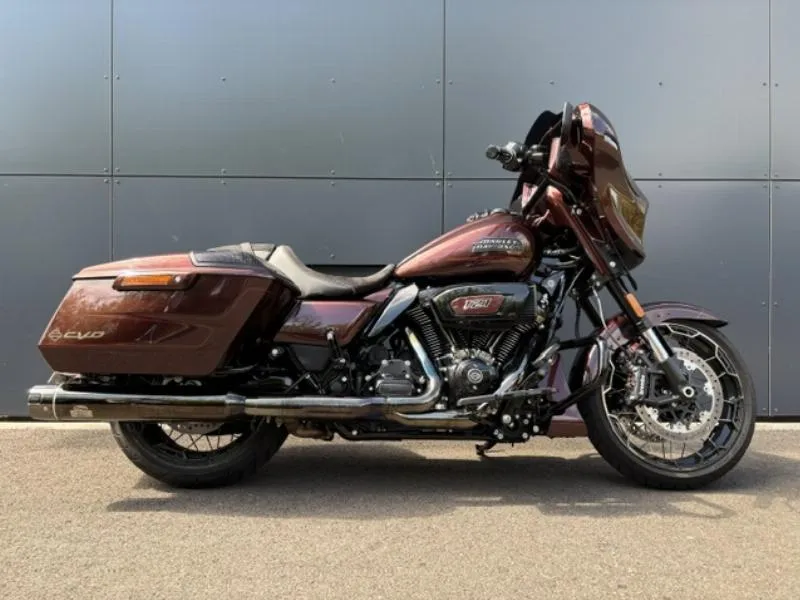 TOURING STREET GLIDE 1977 CVO 