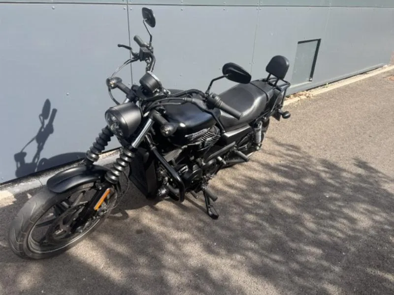 STREET 750