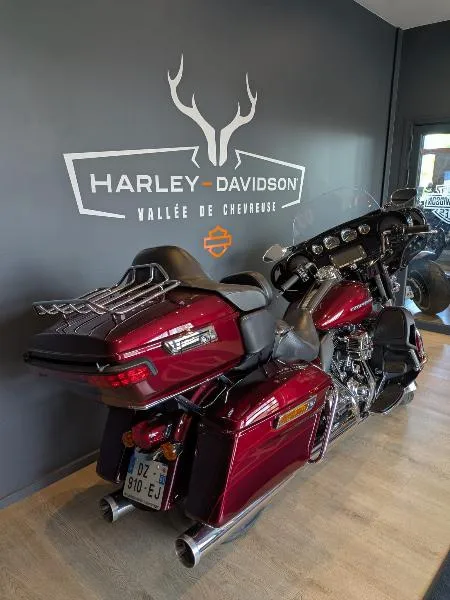 TOURING ELECTRA GLIDE 1690 ULTRA LIMITED