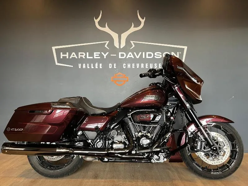 TOURING STREET GLIDE 1977 CVO 