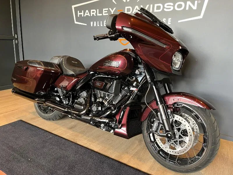 TOURING STREET GLIDE 1977 CVO 