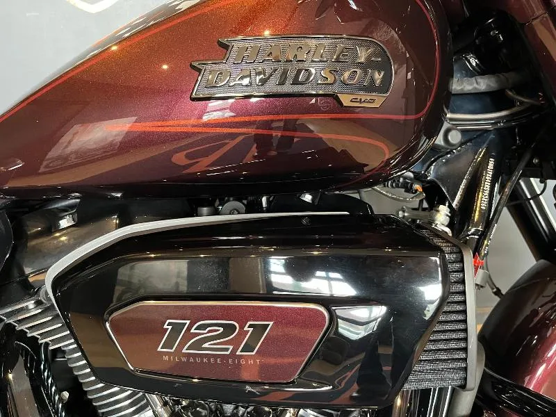 TOURING STREET GLIDE 1977 CVO 