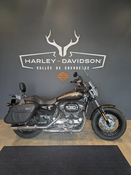 SPORTSTER CUSTOM 1200