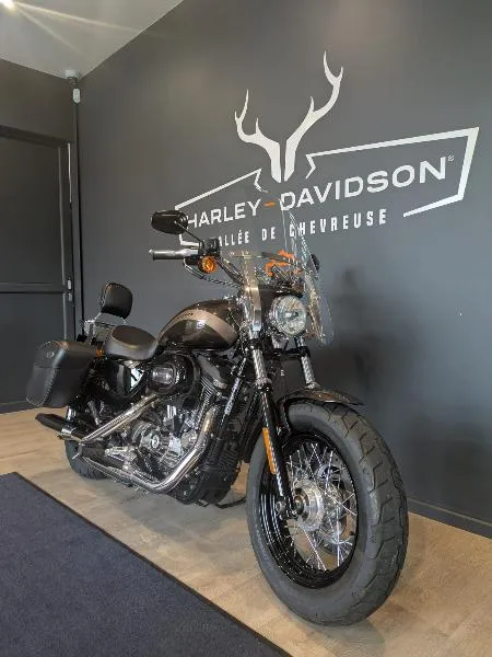 SPORTSTER CUSTOM 1200
