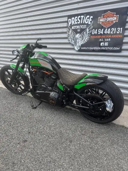SOFTAIL BREAKOUT 1868