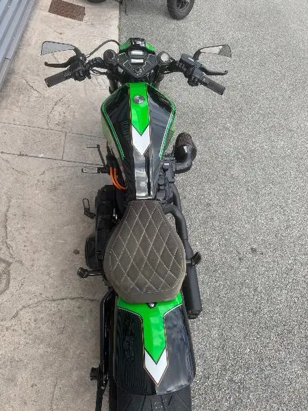 SOFTAIL BREAKOUT 1868