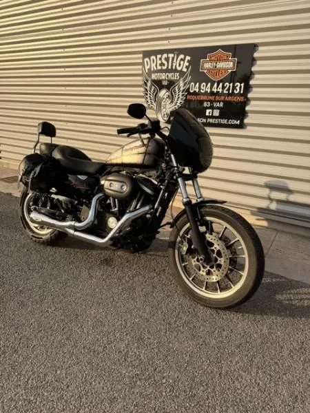 SPORTSTER 883 R