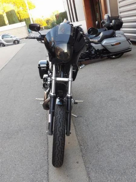 SPORTSTER 883