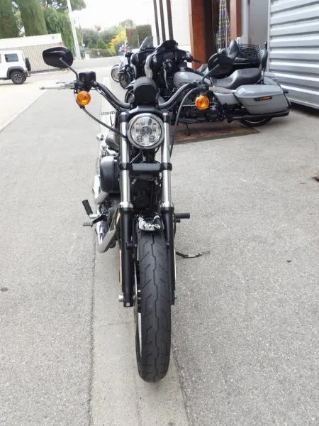 SPORTSTER 883 R